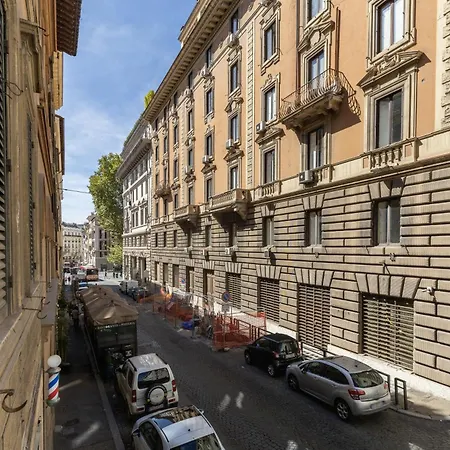 Lejlighed Hostly-barberini Luxury By Trevi *